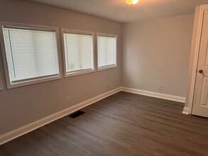 948 N Bradley Ave in Indianapolis, IN - Building Photo - Building Photo