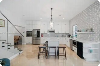 501 SW 10th St in Fort Lauderdale, FL - Building Photo - Building Photo