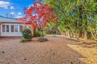 2706 Huntington Rd in Fayetteville, NC - Building Photo - Building Photo