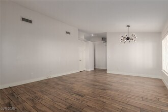 3185 Dancing Hills Ave in Henderson, NV - Building Photo - Building Photo
