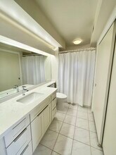 1910 Ala Moana Blvd, Unit 36B in Honolulu, HI - Building Photo - Building Photo