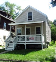 905 S Division St Apartments