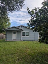 4703 Oak Cliff Dr in Austin, TX - Building Photo - Building Photo