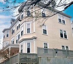71 Boylston St, Unit 1 in Brookline, MA - Building Photo