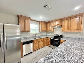 11022 US-271 in Tyler, TX - Building Photo - Building Photo
