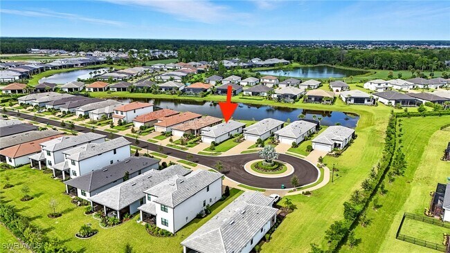property at 1863 Mesa LN