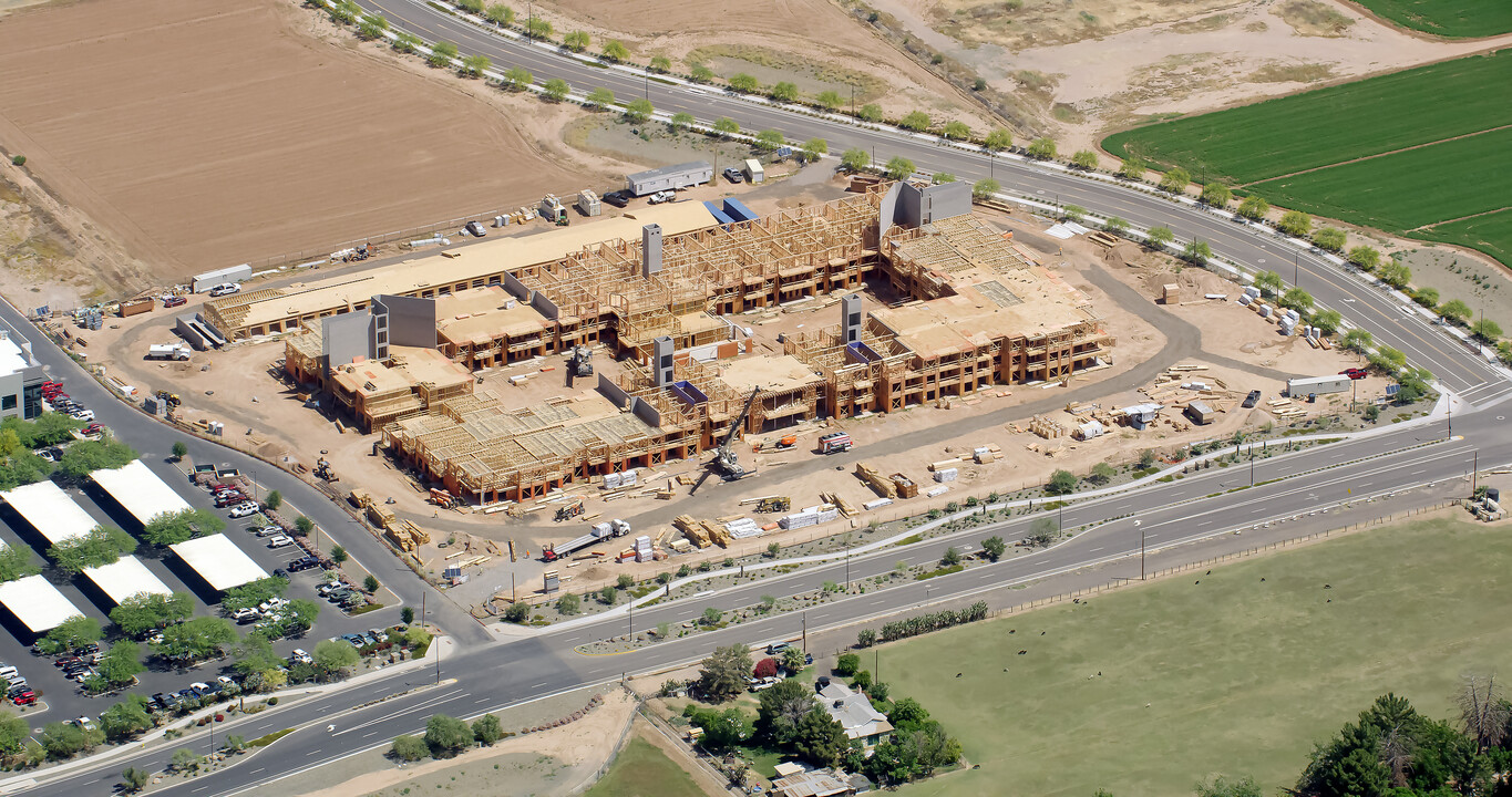 Atwood at Rivulon in Gilbert, AZ - Building Photo