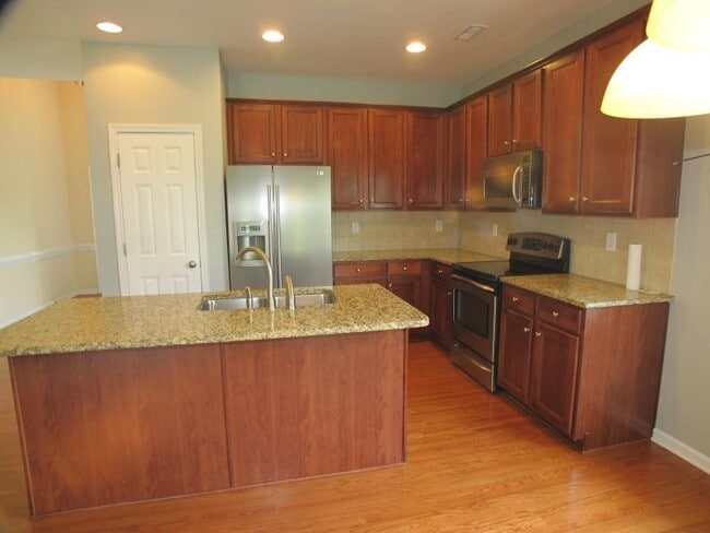 3012 Stevens Schultz Ln in Matthews, NC - Building Photo - Building Photo