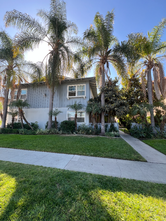 126 E Wilken Way-Unit -6 in Anaheim, CA - Building Photo