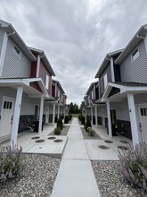 SouthBridge Townhomes in Idaho Falls, ID - Foto de edificio - Building Photo