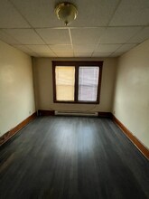 3 E Main St in Webster, MA - Building Photo - Building Photo