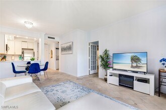 3320 Olympic Dr in Naples, FL - Building Photo - Building Photo