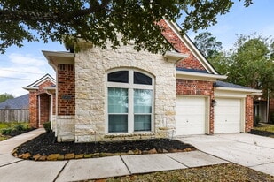 15802 Magnolia Shores Ln in Houston, TX - Building Photo