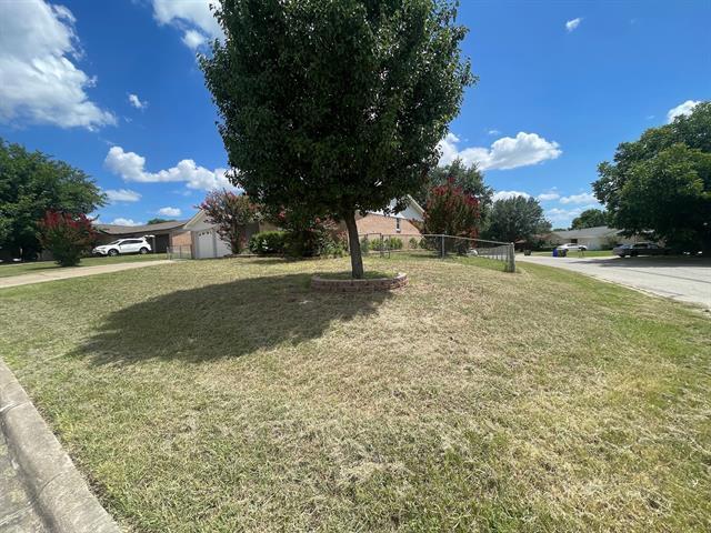 6100 Melinda Dr in Watauga, TX - Building Photo - Building Photo