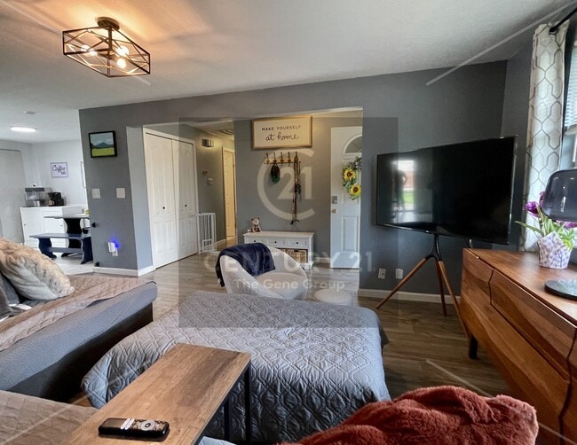 5051 Bluffview Dr in Dayton, OH - Building Photo - Building Photo