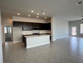 277 Coleto Tr in Bastrop, TX - Building Photo - Building Photo