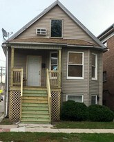 1211 Highland Ave, Unit B in Berwyn, IL - Building Photo