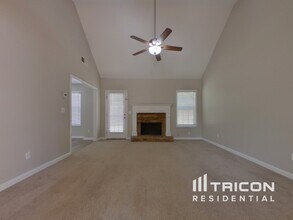 210 Shenandoah Dr in Covington, GA - Building Photo - Building Photo
