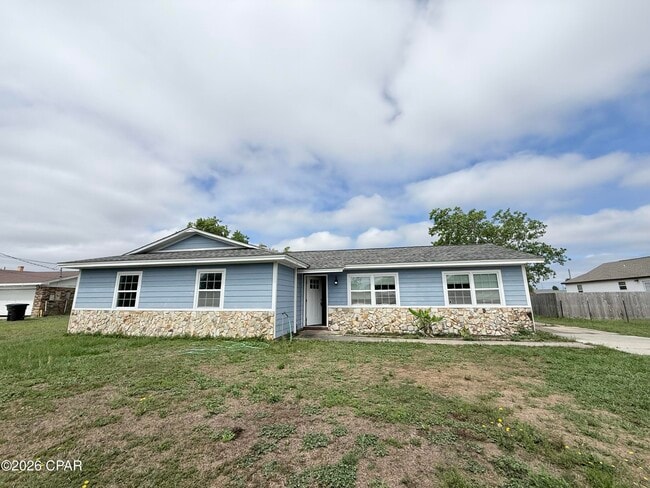 property at 175 N Berthe Ave