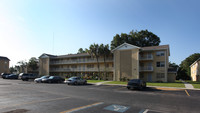 Hollybrook Homes Apartments in Jacksonville, FL - Foto de edificio - Building Photo