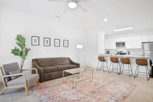 8251 Windsor Hill Blvd in North Charleston, SC - Building Photo