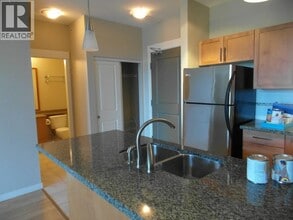 12350 Harris Rd in Pitt Meadows, BC - Building Photo - Building Photo