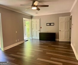 37 Willow Glen NE in Atlanta, GA - Building Photo - Building Photo