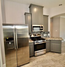 18226 Willow Edge Dr in Tomball, TX - Building Photo - Building Photo