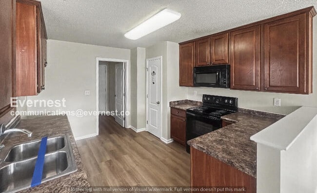 2513 Slate Dr SW in Huntsville, AL - Foto de edificio - Building Photo