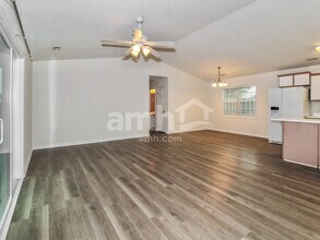 7529 Foxwerth Dr in Wilmington, NC - Building Photo - Building Photo