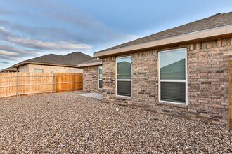 5517 Kemper St in Lubbock, TX - Foto de edificio - Building Photo