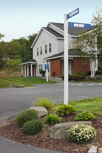 The Woodlands Apartments in Latham, NY - Building Photo - Building Photo