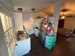 9620 Sugar Hill Dr in Austin, TX - Building Photo - Building Photo