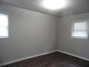 2801 Easthills Dr in Lexington, KY - Building Photo - Building Photo