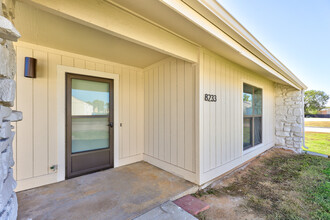 Woodstone Apartments in Owasso, OK - Building Photo - Building Photo