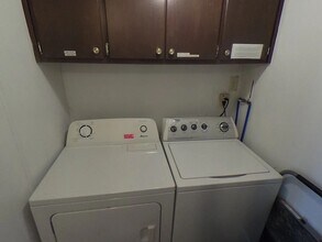 204 Royal St in Clinton, TN - Building Photo - Building Photo