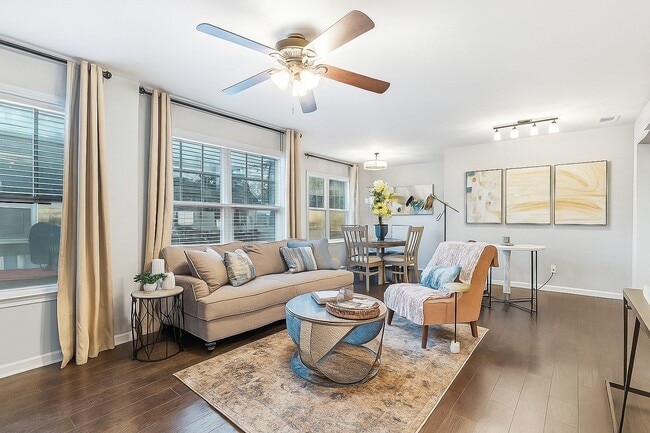 Palisades at Pleasant Crossing in Rogers, AR - Building Photo - Building Photo