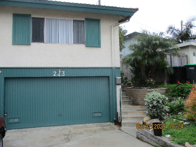 243 Avenida Pelayo in San Clemente, CA - Building Photo - Building Photo