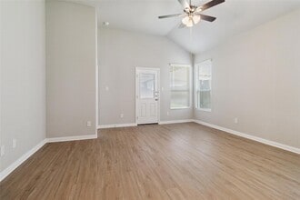 170 Schrader Dr, Unit A in Buda, TX - Building Photo - Building Photo