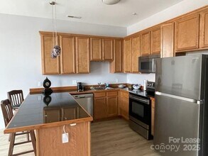 141 W Main Ave in Gastonia, NC - Building Photo - Building Photo