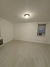 22 N Carpenter Ter in Belleville, NJ - Foto de edificio - Building Photo
