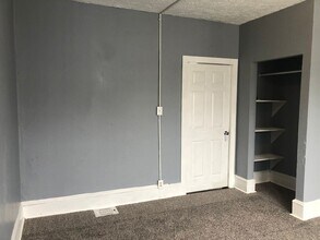 3206 W 50th St in Cleveland, OH - Building Photo - Building Photo