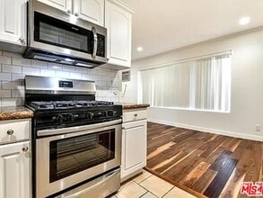 1112 N Olive Dr in West Hollywood, CA - Building Photo - Building Photo