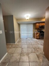 12 Wild Rose Ct in Streamwood, IL - Building Photo - Building Photo