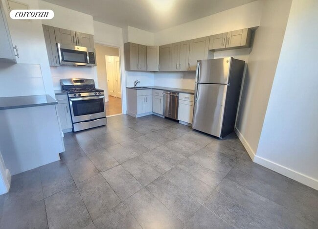 property at 3900 Greystone Ave