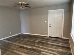 1009 S Lea Ave in Roswell, NM - Building Photo - Building Photo
