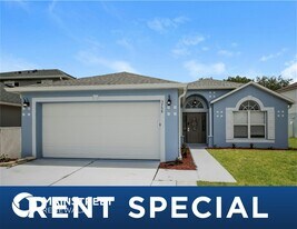 3758 Cinnamon Fern Loop in Clermont, FL - Building Photo