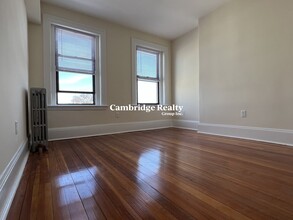 875 Massachusetts Ave, Unit 24A in Cambridge, MA - Building Photo - Building Photo