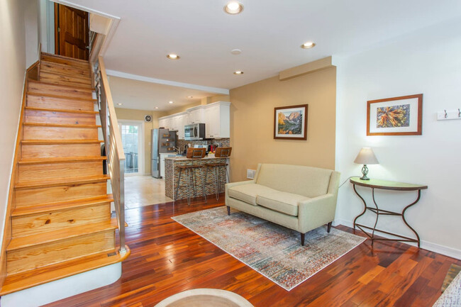747 S Sheridan St in Philadelphia, PA - Building Photo - Building Photo
