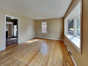 434 Gaylin Ct in Bensenville, IL - Building Photo - Building Photo
